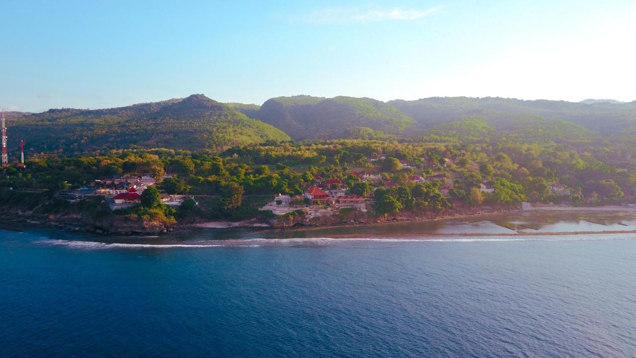 Malibu Huts Hotel Semaya Exterior foto